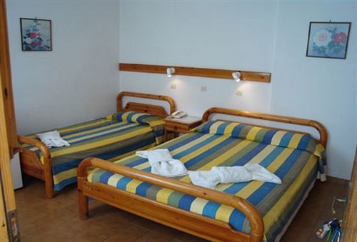 Stergia Hotel Парос Екстериор снимка