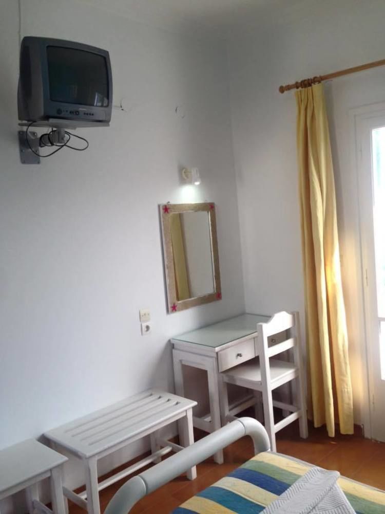 Stergia Hotel Парос Екстериор снимка