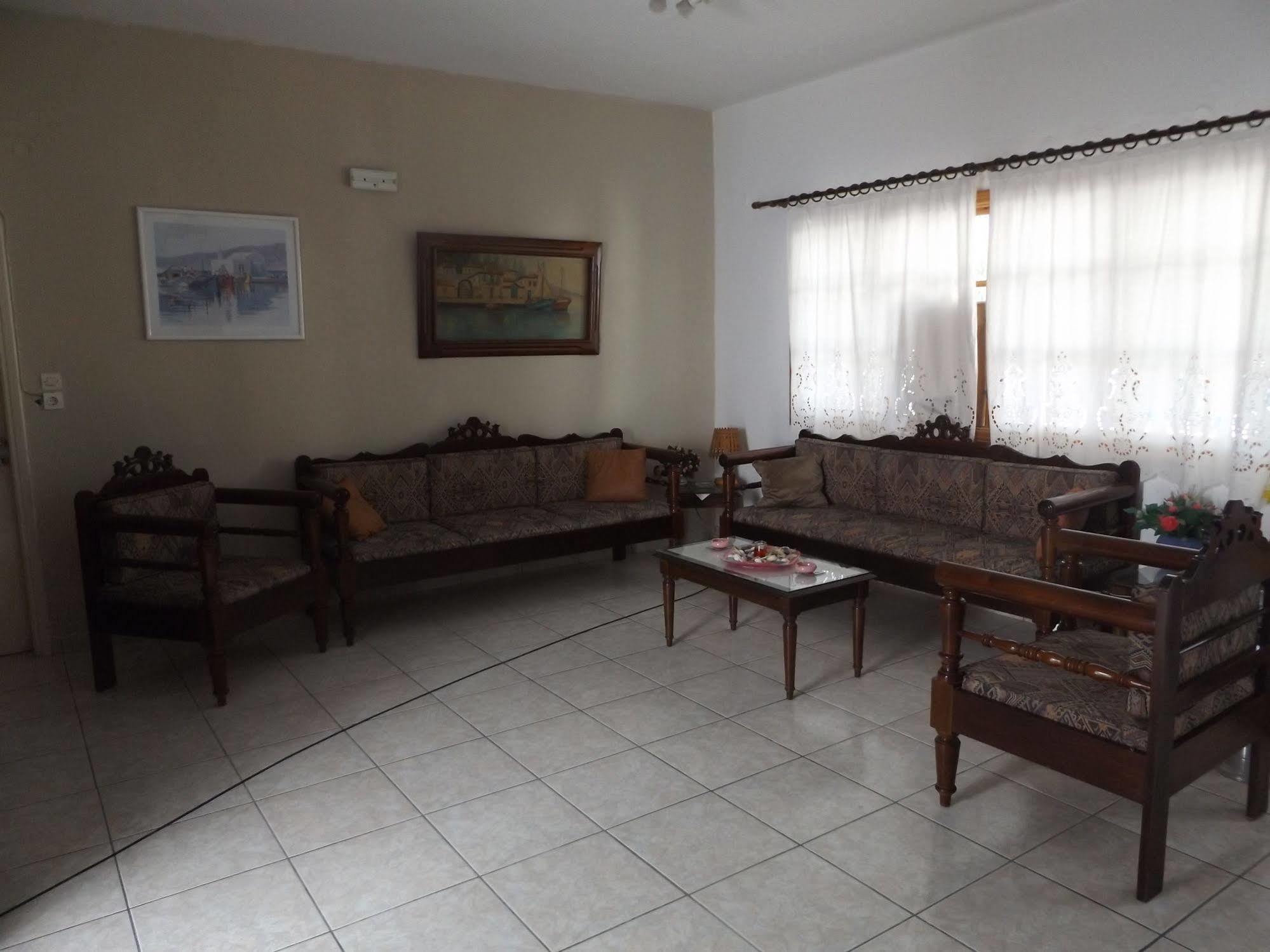 Stergia Hotel Парос Екстериор снимка